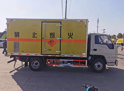 船山爆破器材运输车